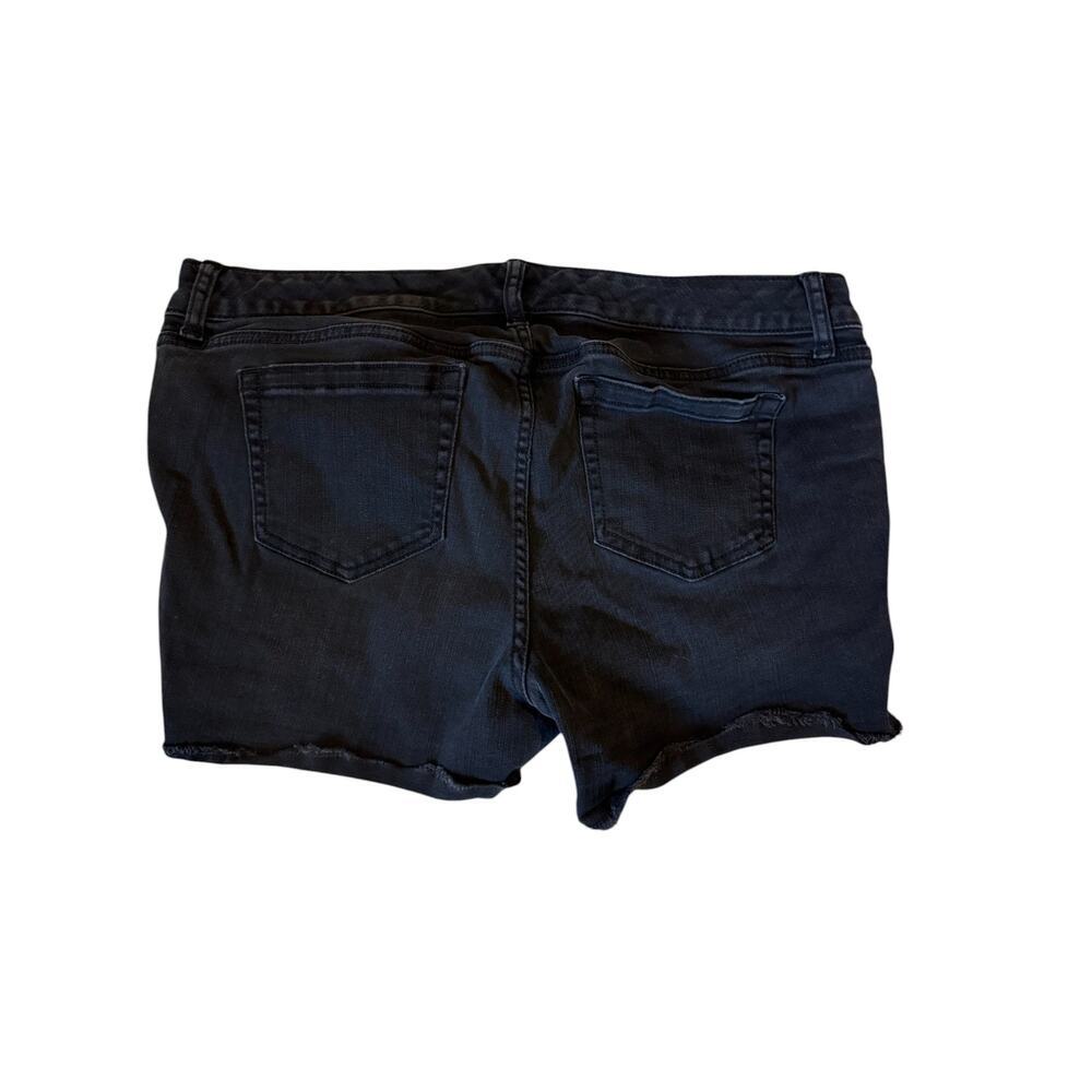 Torrid Skinny Short Shorts - Black Rinse with Destruction - Picture 2 of 4